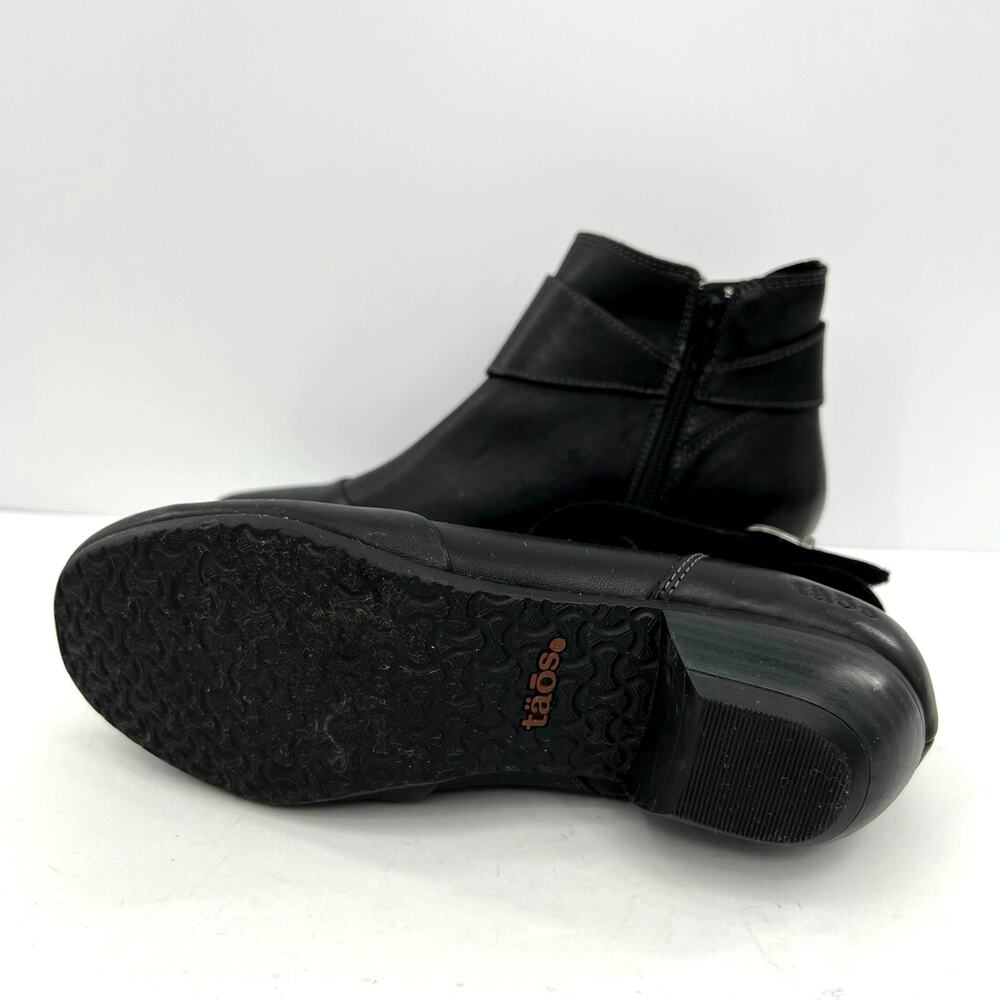 Taos Footwear Women's Addition Leather Side Zip Ankle Boots - Picture 6 of 8